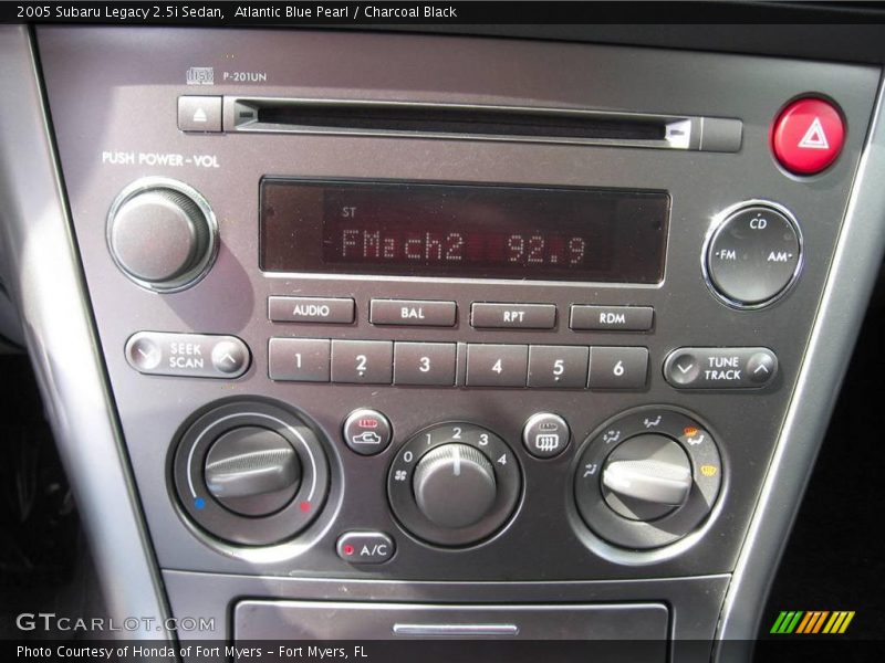 Atlantic Blue Pearl / Charcoal Black 2005 Subaru Legacy 2.5i Sedan