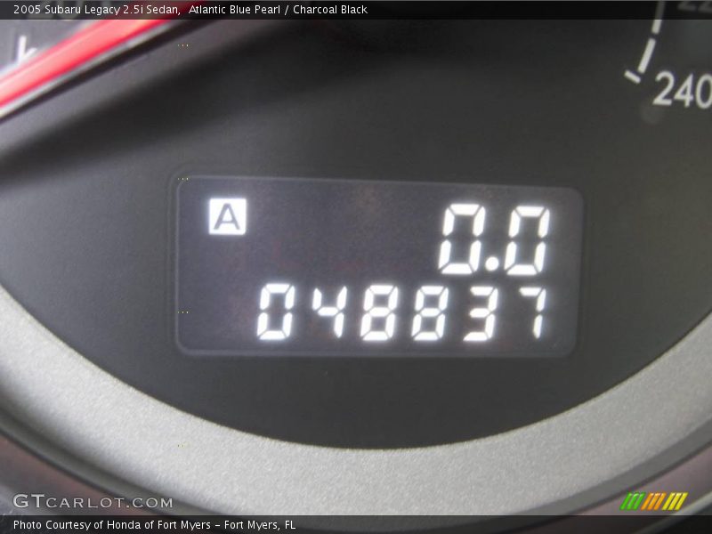Atlantic Blue Pearl / Charcoal Black 2005 Subaru Legacy 2.5i Sedan