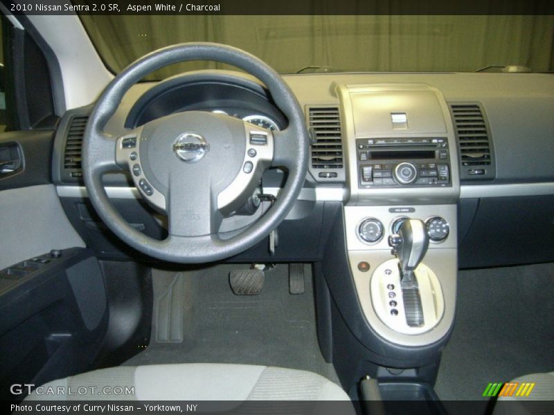 Aspen White / Charcoal 2010 Nissan Sentra 2.0 SR
