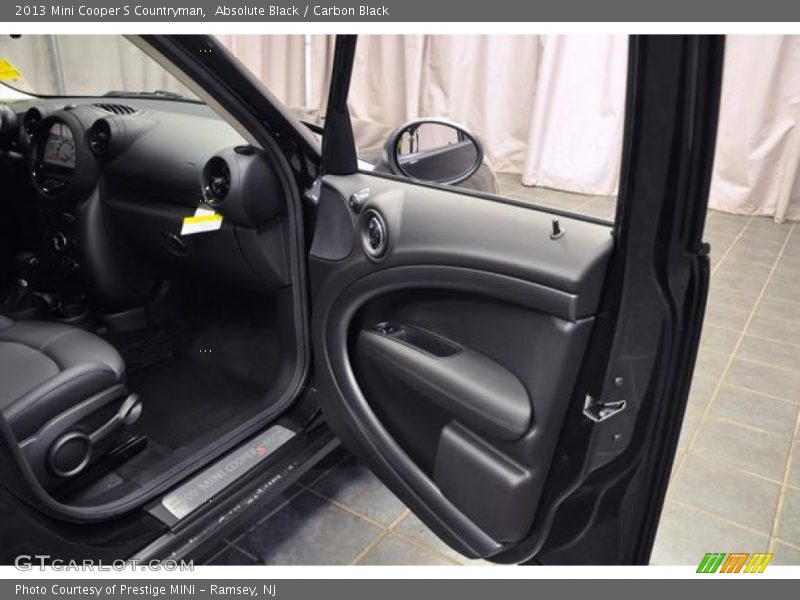 Absolute Black / Carbon Black 2013 Mini Cooper S Countryman