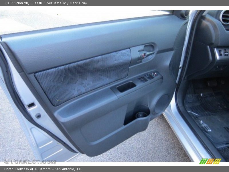 Classic Silver Metallic / Dark Gray 2012 Scion xB