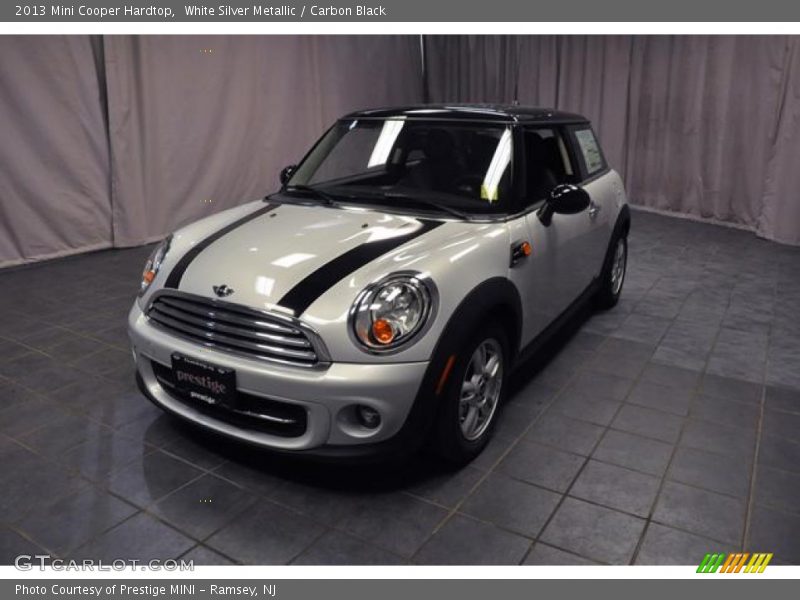 White Silver Metallic / Carbon Black 2013 Mini Cooper Hardtop