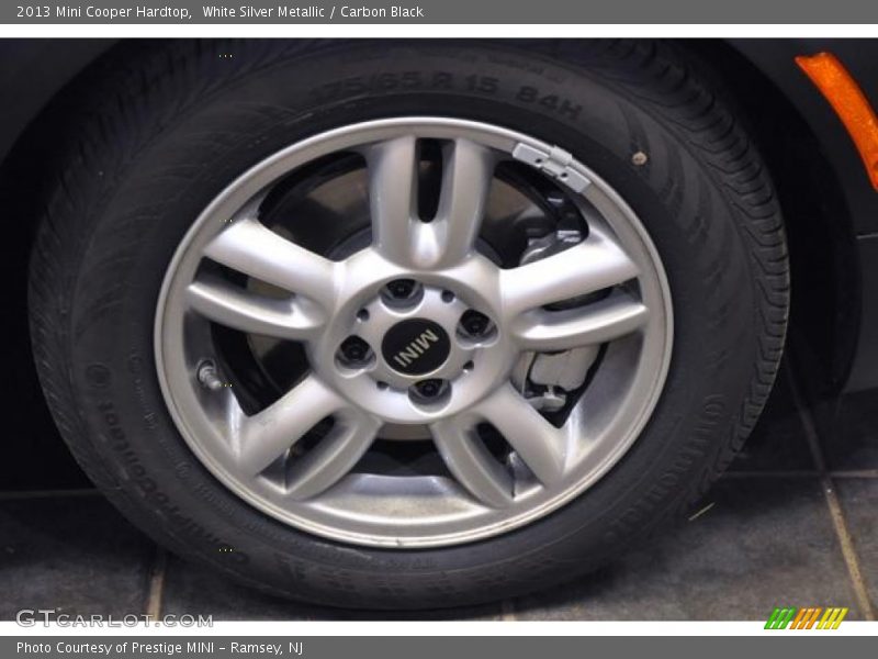 White Silver Metallic / Carbon Black 2013 Mini Cooper Hardtop