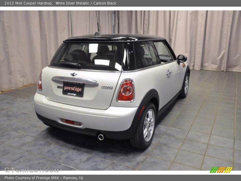 White Silver Metallic / Carbon Black 2013 Mini Cooper Hardtop