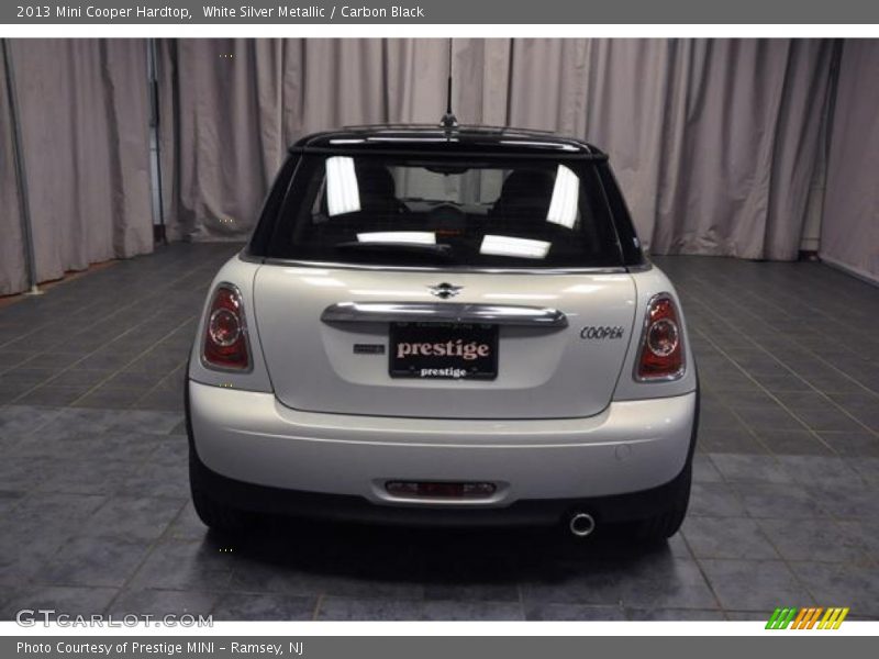 White Silver Metallic / Carbon Black 2013 Mini Cooper Hardtop