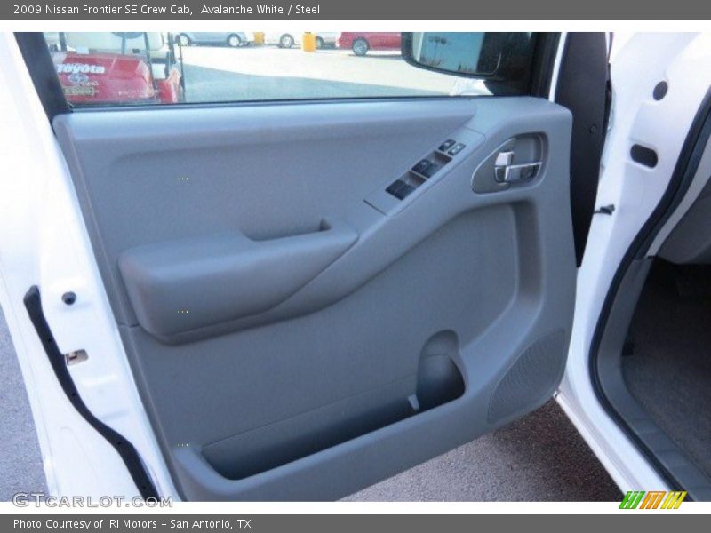 Avalanche White / Steel 2009 Nissan Frontier SE Crew Cab