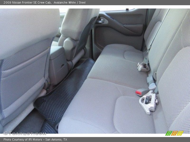 Avalanche White / Steel 2009 Nissan Frontier SE Crew Cab