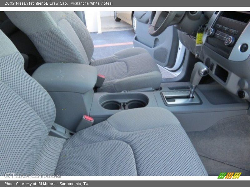 Avalanche White / Steel 2009 Nissan Frontier SE Crew Cab