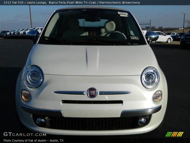 Bianco Perla (Pearl White Tri-Coat) / Marrone/Avorio (Brown/Ivory) 2013 Fiat 500 c cabrio Lounge