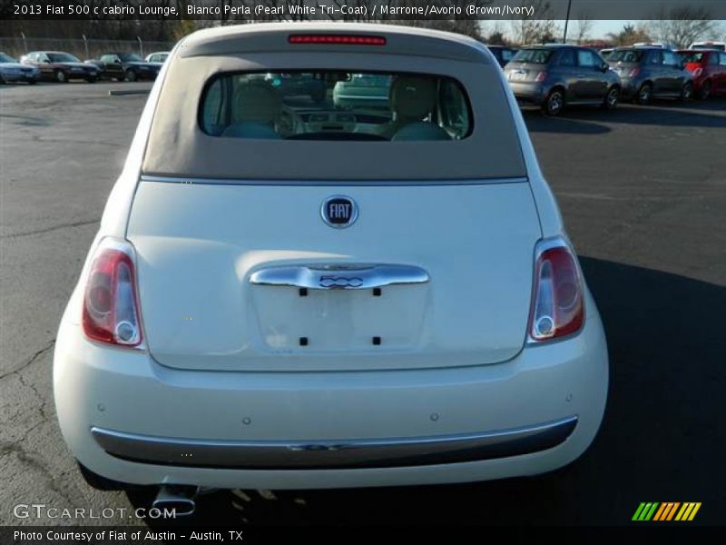 Bianco Perla (Pearl White Tri-Coat) / Marrone/Avorio (Brown/Ivory) 2013 Fiat 500 c cabrio Lounge