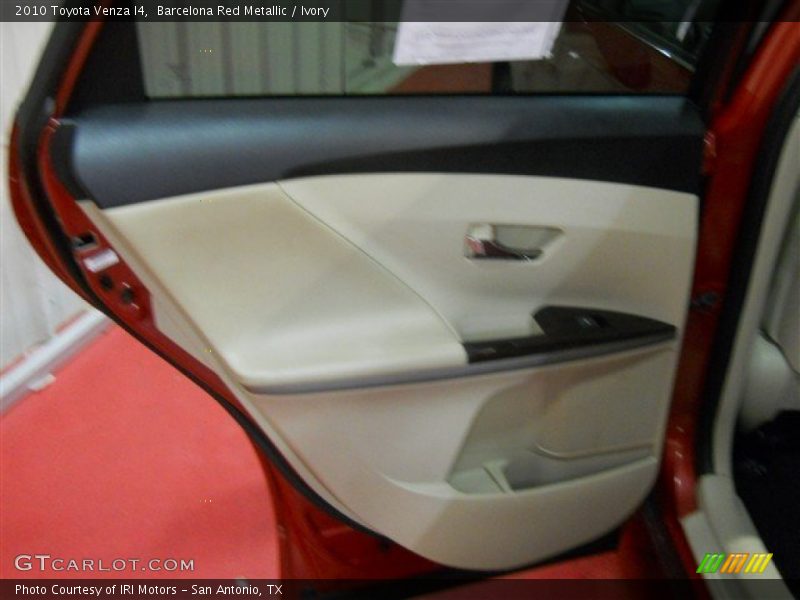 Barcelona Red Metallic / Ivory 2010 Toyota Venza I4