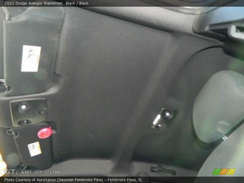 Black / Black 2011 Dodge Avenger Mainstreet