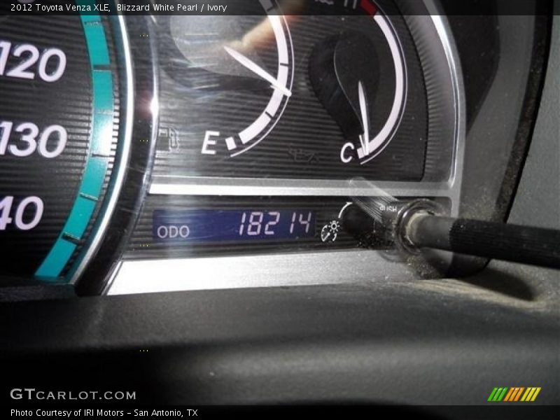 Blizzard White Pearl / Ivory 2012 Toyota Venza XLE