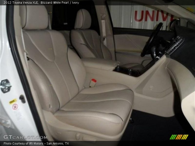 Blizzard White Pearl / Ivory 2012 Toyota Venza XLE