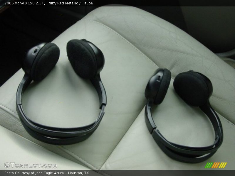 Ruby Red Metallic / Taupe 2006 Volvo XC90 2.5T