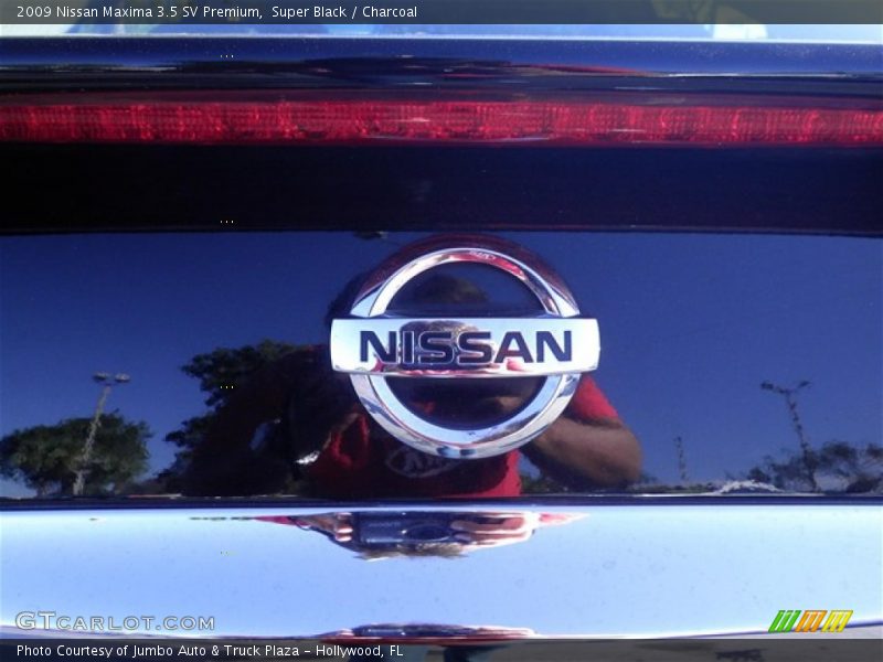 Super Black / Charcoal 2009 Nissan Maxima 3.5 SV Premium