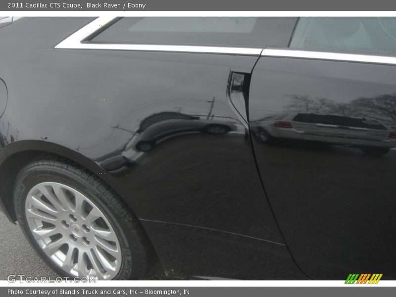 Black Raven / Ebony 2011 Cadillac CTS Coupe