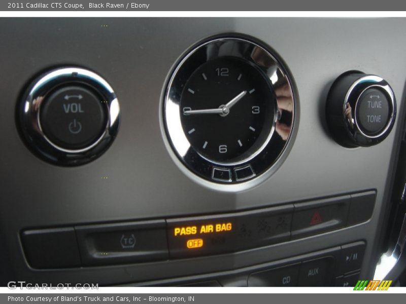 Black Raven / Ebony 2011 Cadillac CTS Coupe