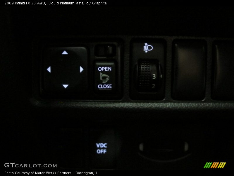Liquid Platinum Metallic / Graphite 2009 Infiniti FX 35 AWD