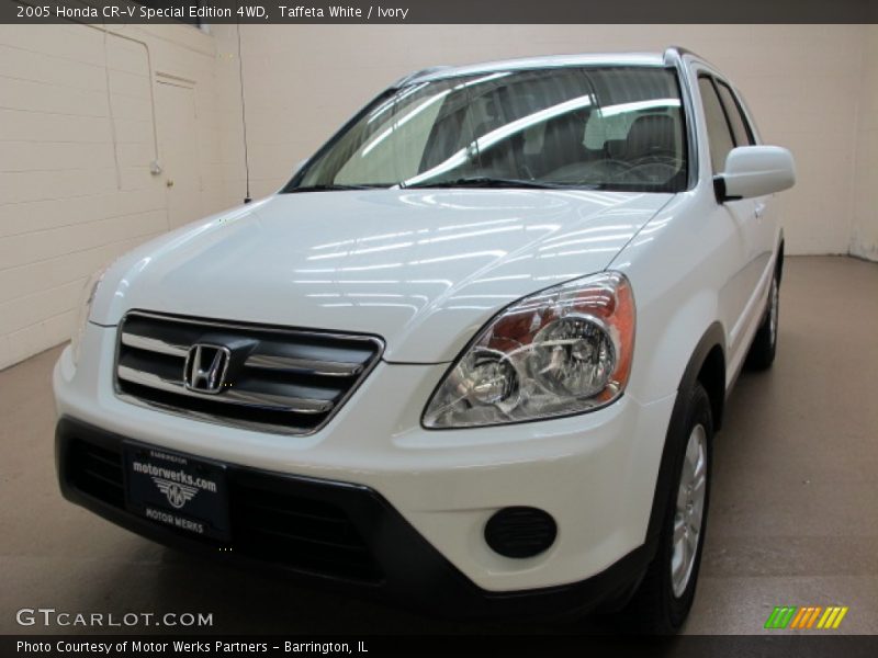 Taffeta White / Ivory 2005 Honda CR-V Special Edition 4WD