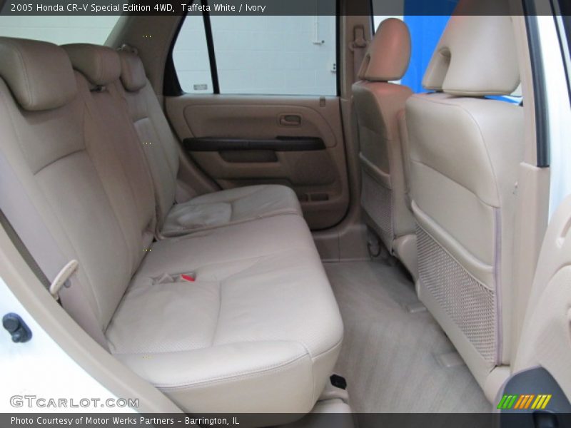 Taffeta White / Ivory 2005 Honda CR-V Special Edition 4WD