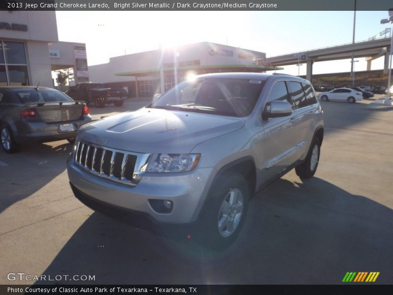 Bright Silver Metallic / Dark Graystone/Medium Graystone 2013 Jeep Grand Cherokee Laredo