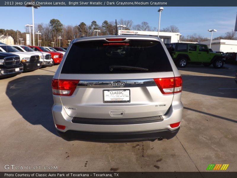 Bright Silver Metallic / Dark Graystone/Medium Graystone 2013 Jeep Grand Cherokee Laredo