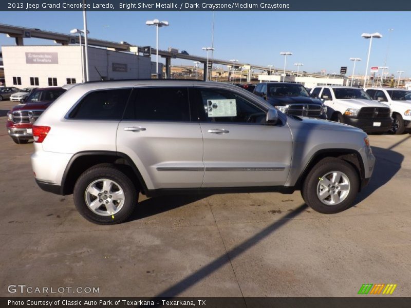 Bright Silver Metallic / Dark Graystone/Medium Graystone 2013 Jeep Grand Cherokee Laredo