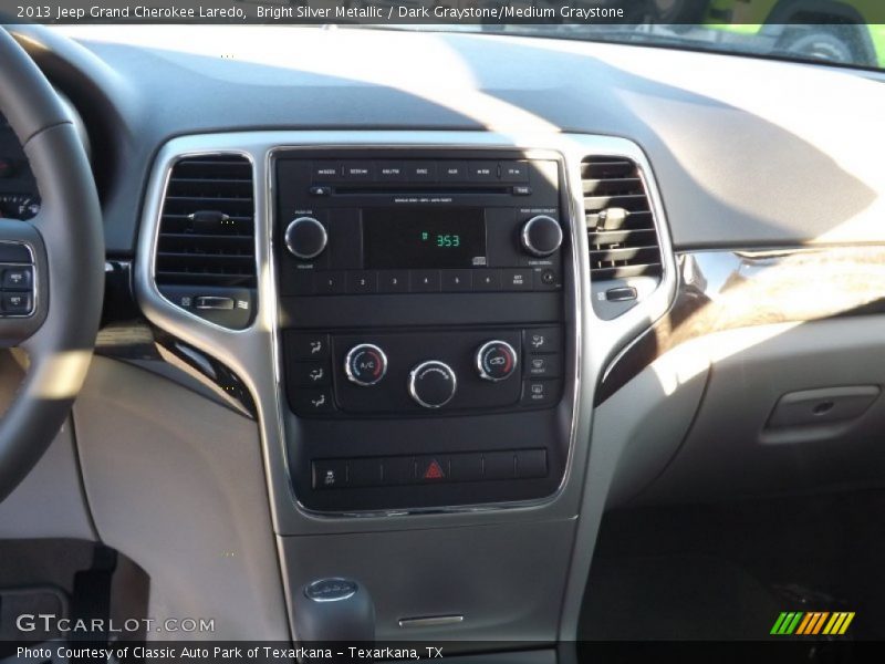 Bright Silver Metallic / Dark Graystone/Medium Graystone 2013 Jeep Grand Cherokee Laredo