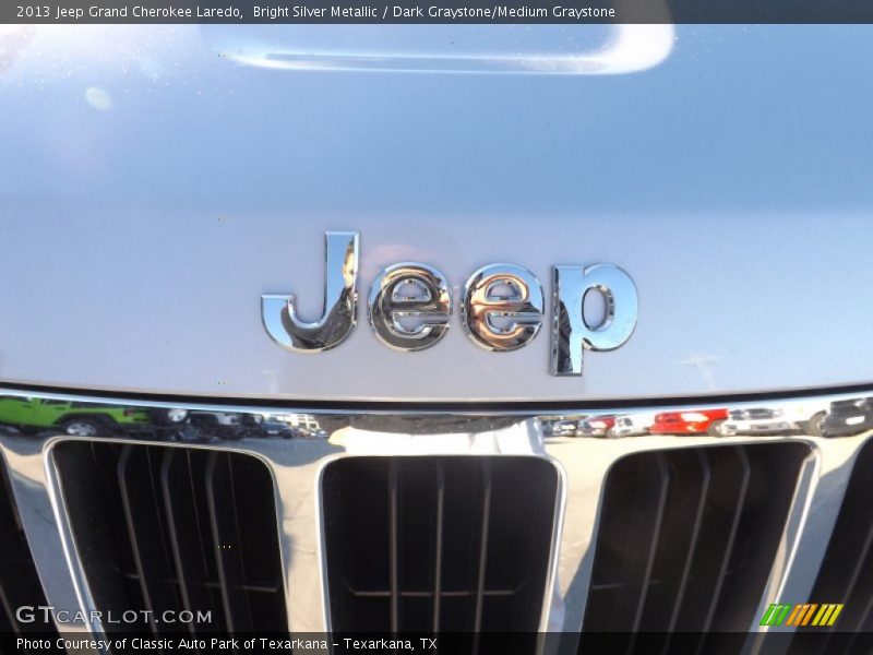 Bright Silver Metallic / Dark Graystone/Medium Graystone 2013 Jeep Grand Cherokee Laredo