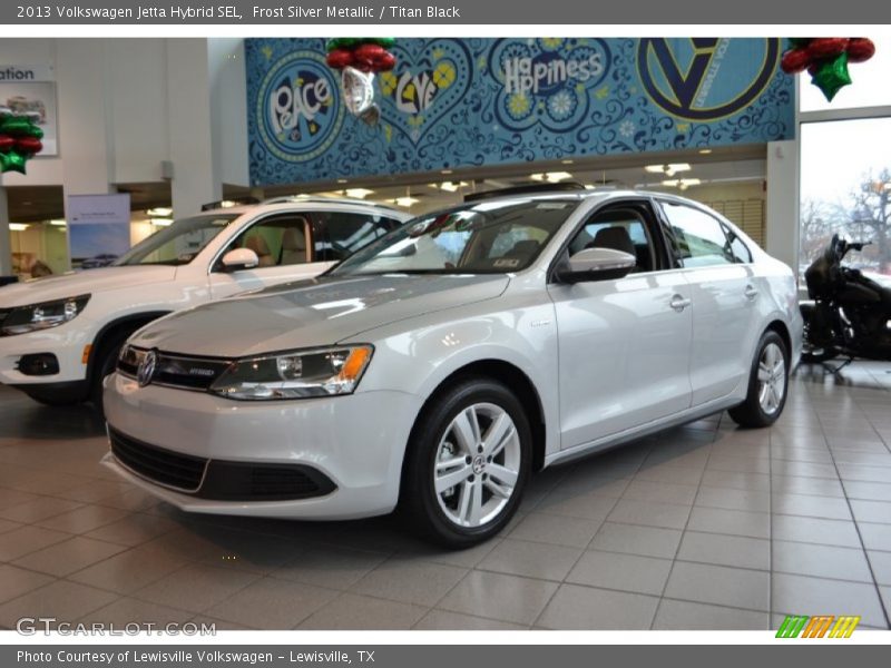 Front 3/4 View of 2013 Jetta Hybrid SEL