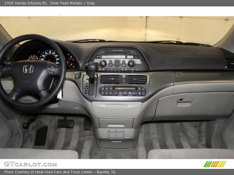 Silver Pearl Metallic / Gray 2006 Honda Odyssey EX