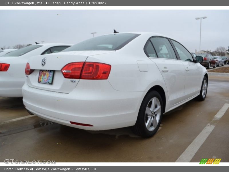 Candy White / Titan Black 2013 Volkswagen Jetta TDI Sedan