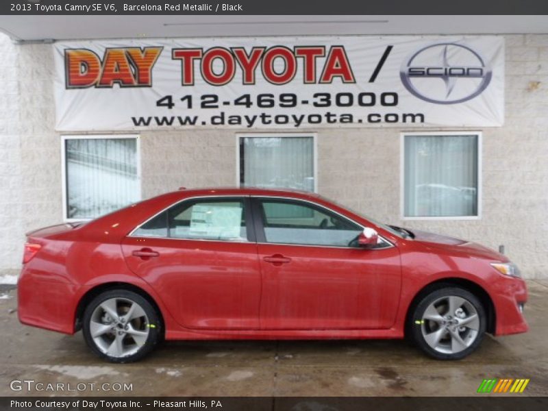 Barcelona Red Metallic / Black 2013 Toyota Camry SE V6