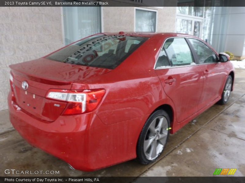 Barcelona Red Metallic / Black 2013 Toyota Camry SE V6