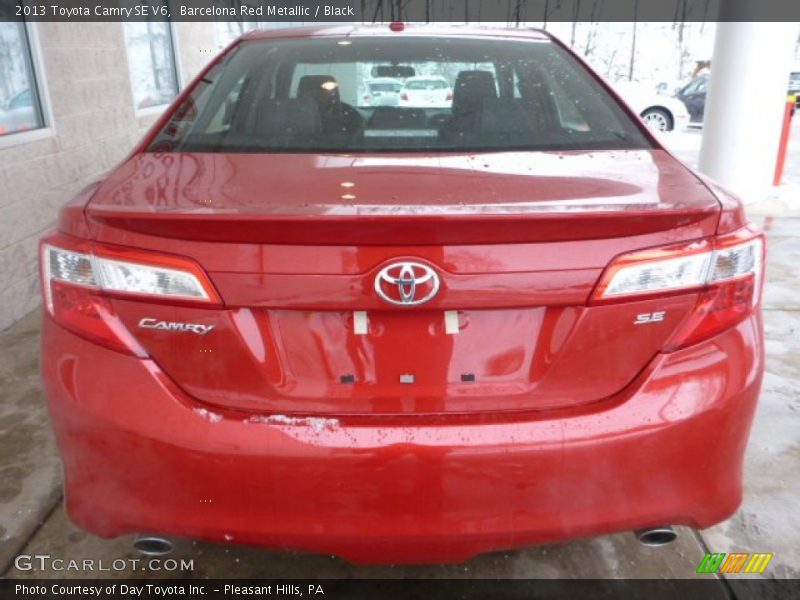 Barcelona Red Metallic / Black 2013 Toyota Camry SE V6