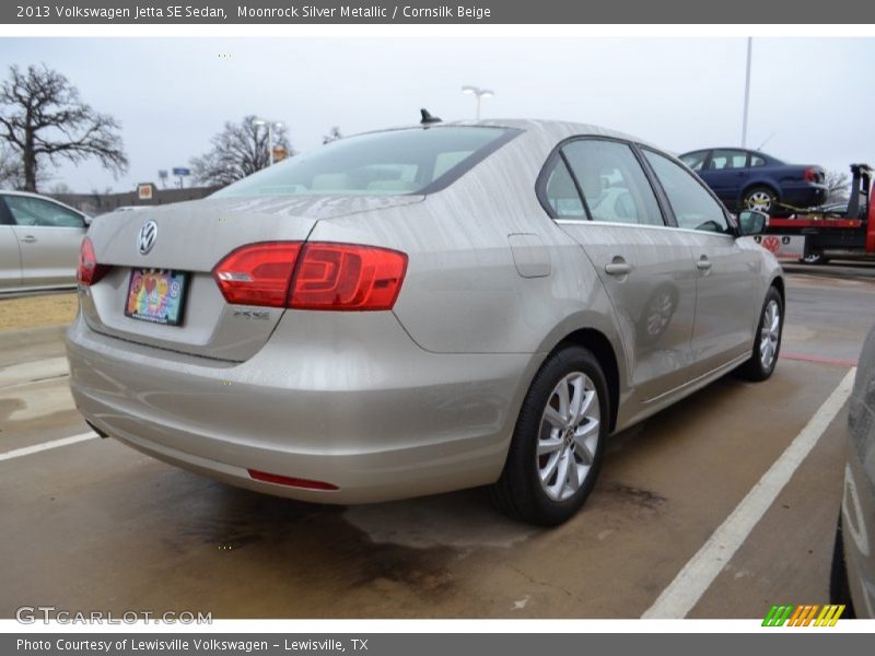 Moonrock Silver Metallic / Cornsilk Beige 2013 Volkswagen Jetta SE Sedan