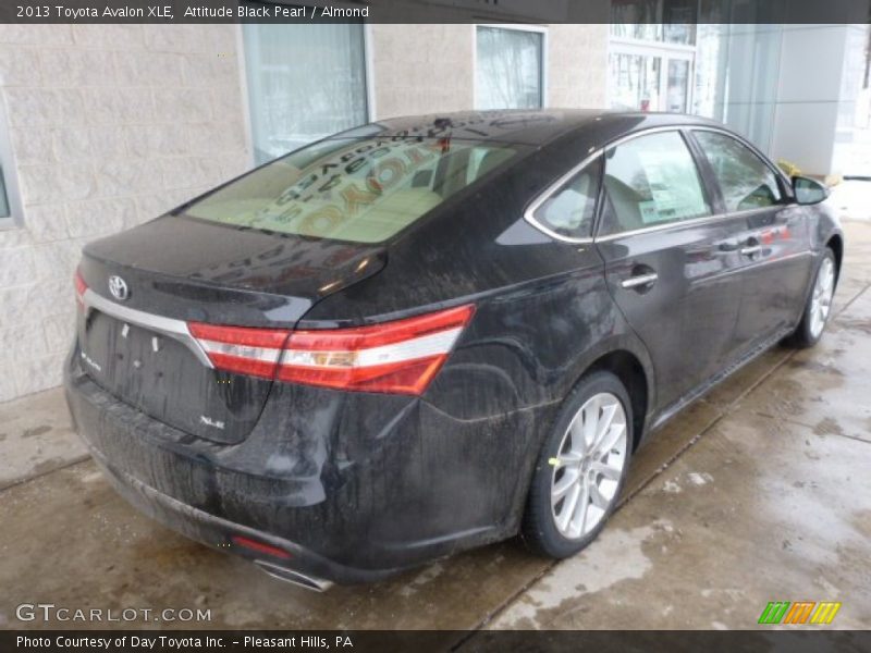 Attitude Black Pearl / Almond 2013 Toyota Avalon XLE