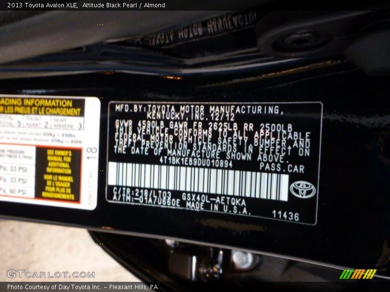 Attitude Black Pearl / Almond 2013 Toyota Avalon XLE