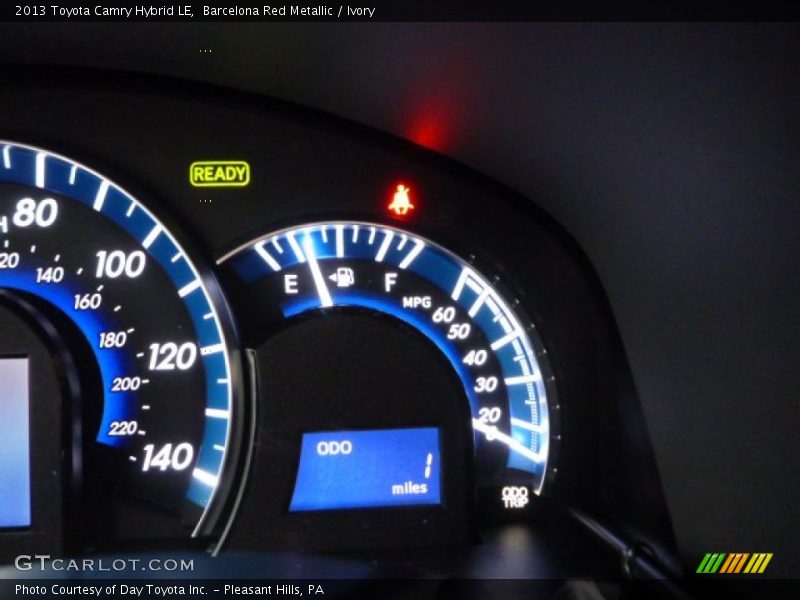 Barcelona Red Metallic / Ivory 2013 Toyota Camry Hybrid LE