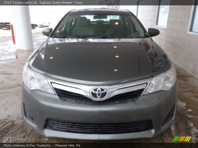 Cypress Green Metallic / Ivory 2013 Toyota Camry LE