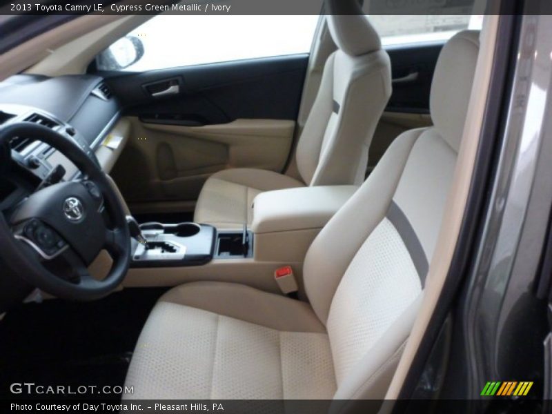 Cypress Green Metallic / Ivory 2013 Toyota Camry LE