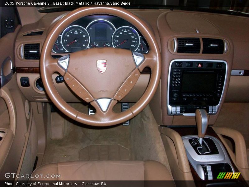 Basalt Black Metallic / Havanna/Sand Beige 2005 Porsche Cayenne S