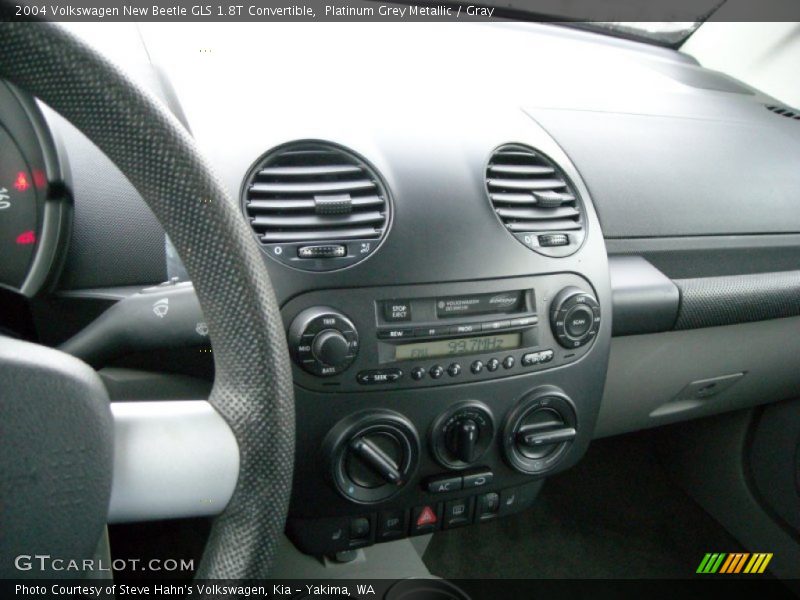 Controls of 2004 New Beetle GLS 1.8T Convertible