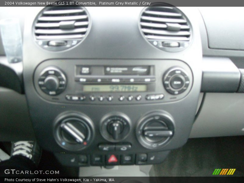 Platinum Grey Metallic / Gray 2004 Volkswagen New Beetle GLS 1.8T Convertible