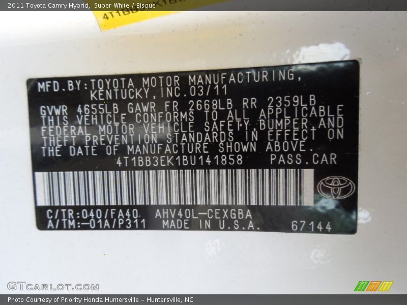 Super White / Bisque 2011 Toyota Camry Hybrid