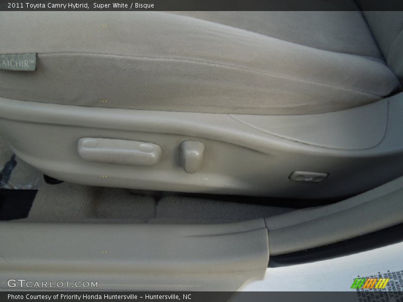 Super White / Bisque 2011 Toyota Camry Hybrid