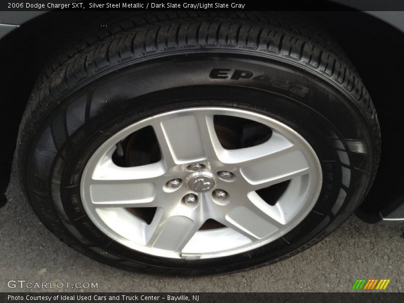 Silver Steel Metallic / Dark Slate Gray/Light Slate Gray 2006 Dodge Charger SXT