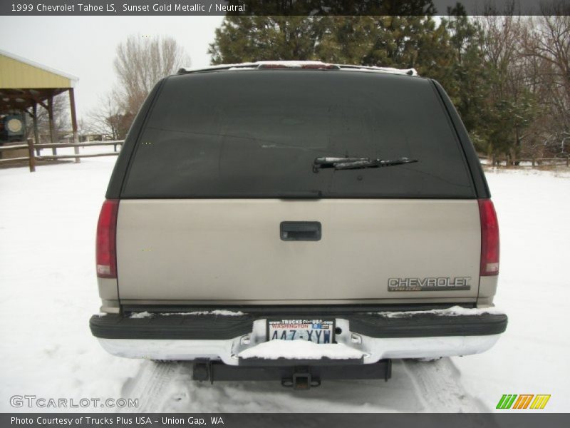 Sunset Gold Metallic / Neutral 1999 Chevrolet Tahoe LS
