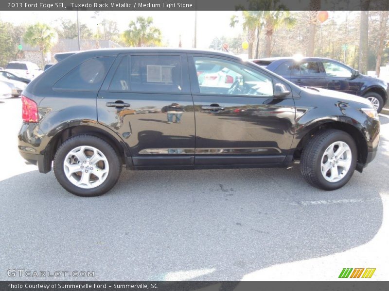 Tuxedo Black Metallic / Medium Light Stone 2013 Ford Edge SEL